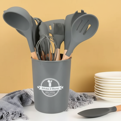 Conjunto de Utensílios de Cozinha 12 Peças – Silicone com Cabo de Madeira (Cinza)