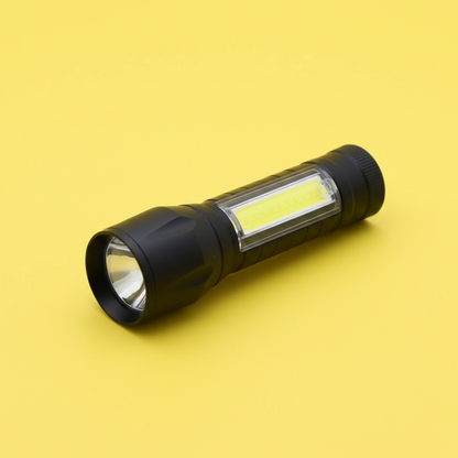 Mini Lanterna de Bolso – Luz Branca e Lateral, Bateria Recarregável